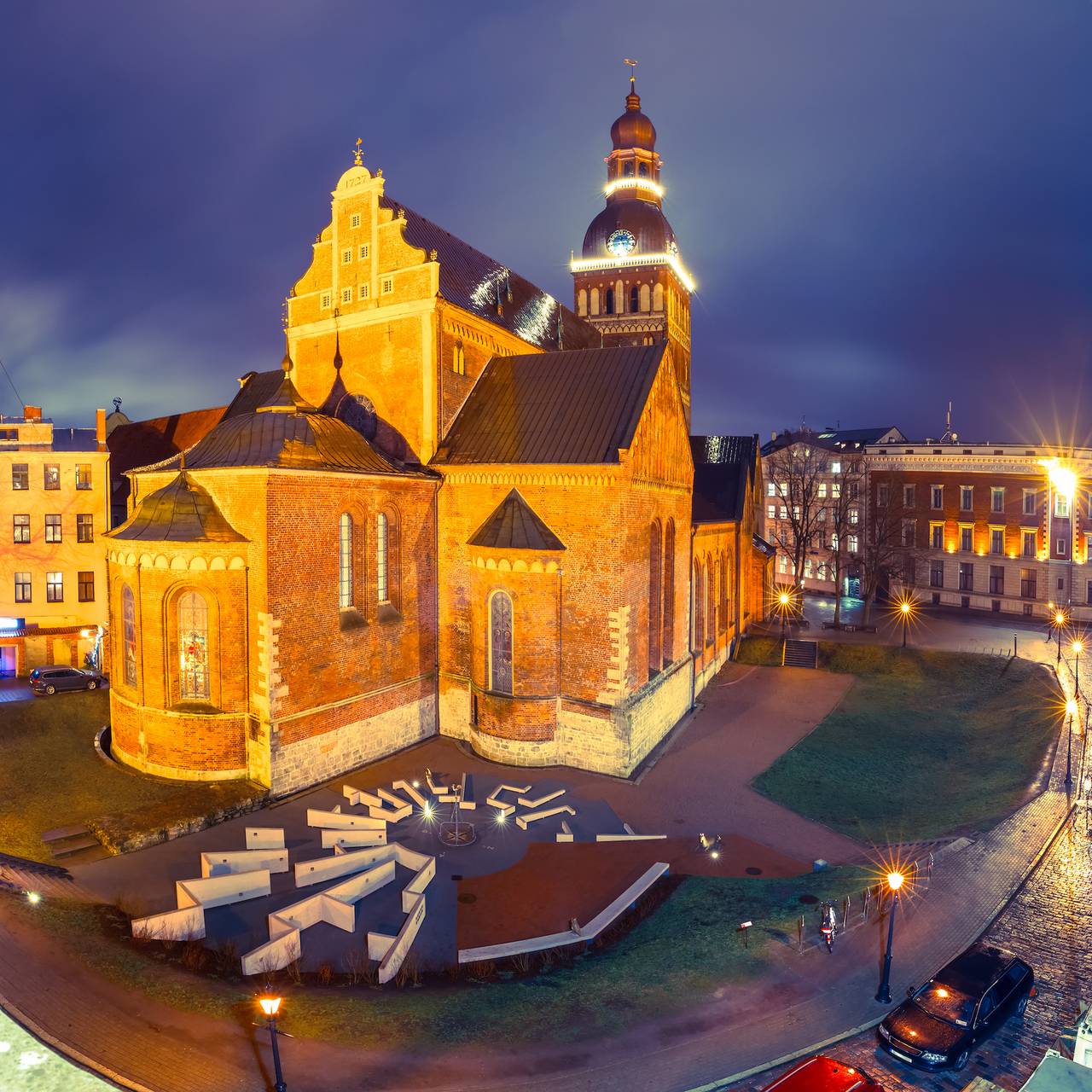 m_fld15_dom riga Lettisch - Im Porträt – Spracheninstitut Universität Leipzig